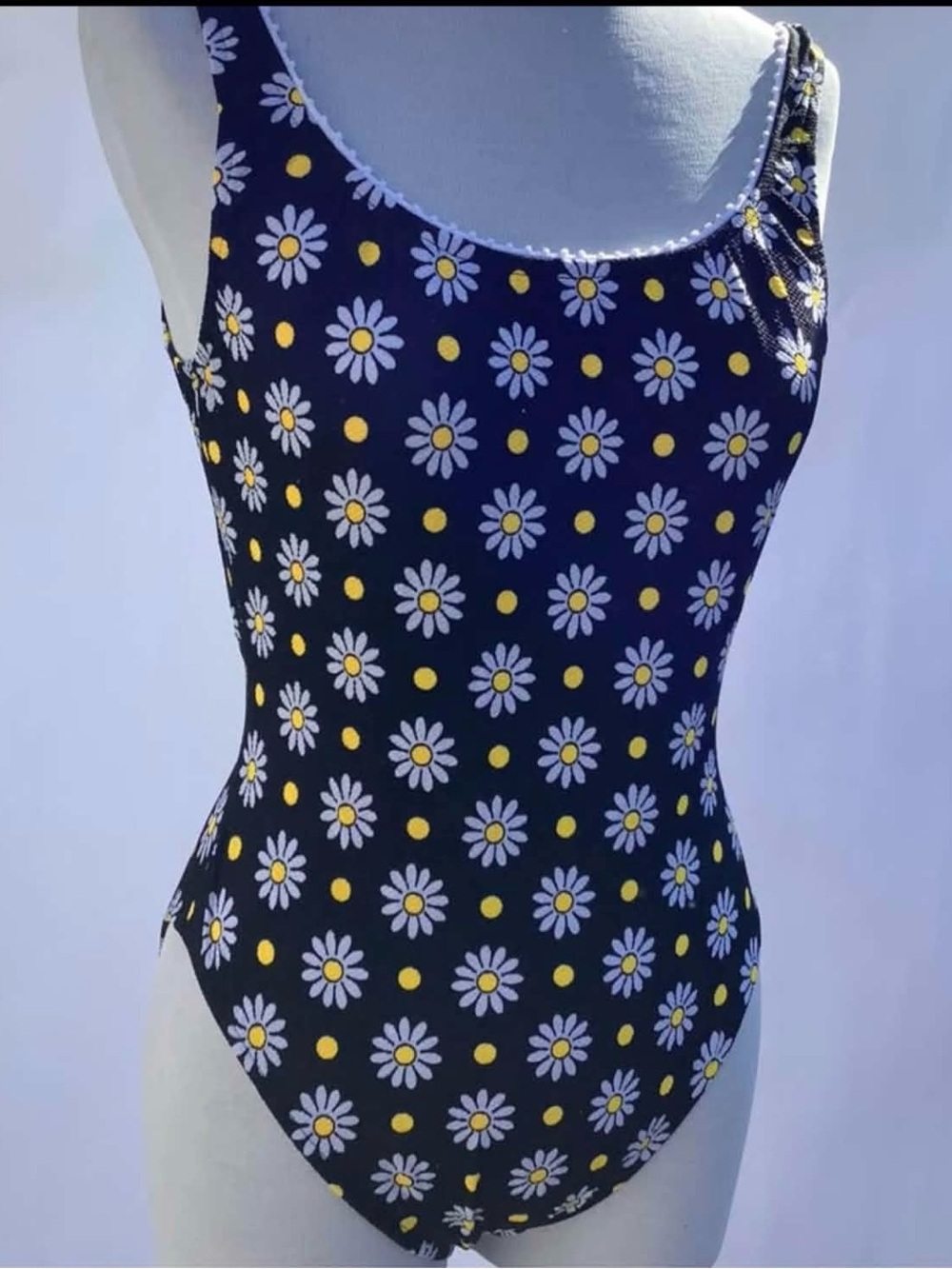 Vintage Daisy Print One-Piece Swimsuit – New Old Stock / With Tags